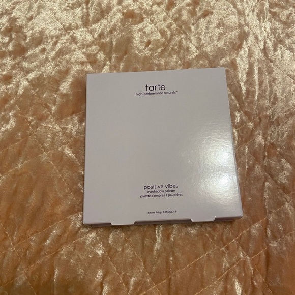 Tarte Positive Vibes Eyeshadow Palette - Pink and Brown Hues - Picture 3 of 3